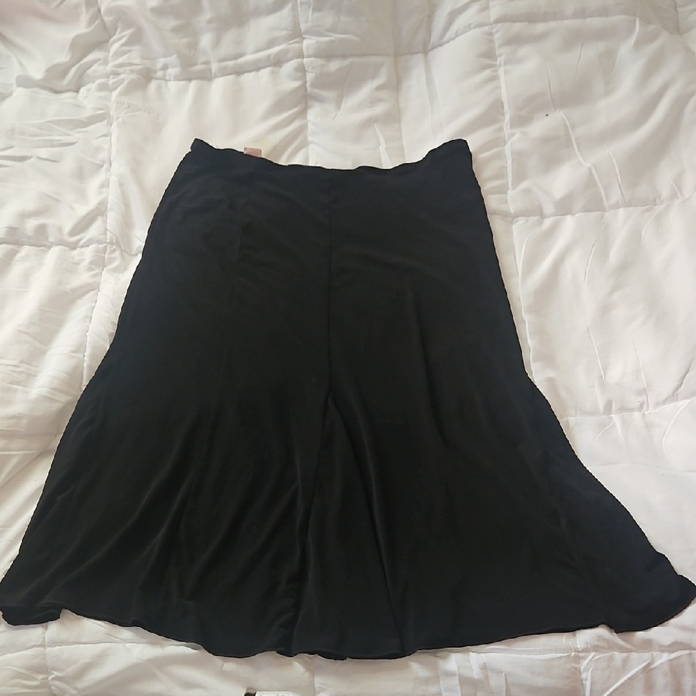 Black Skirt Vol 7 Large/XL